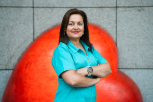 MUDr. Klaudia Hálová Karoliová – Lékařka internistka, diabetolog, endokrinolog a obezitolog zaměřující se na léčbu obezity